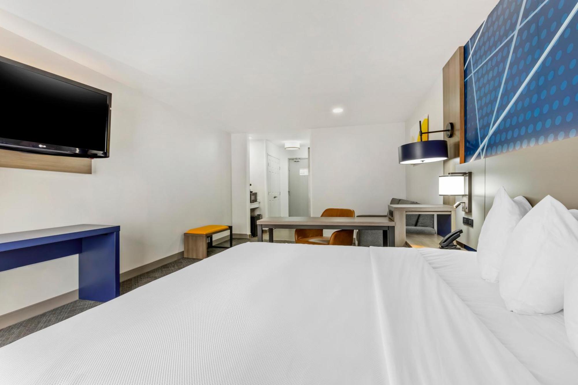 Comfort Inn & Suites Irving Las Colinas Dfw Buitenkant foto